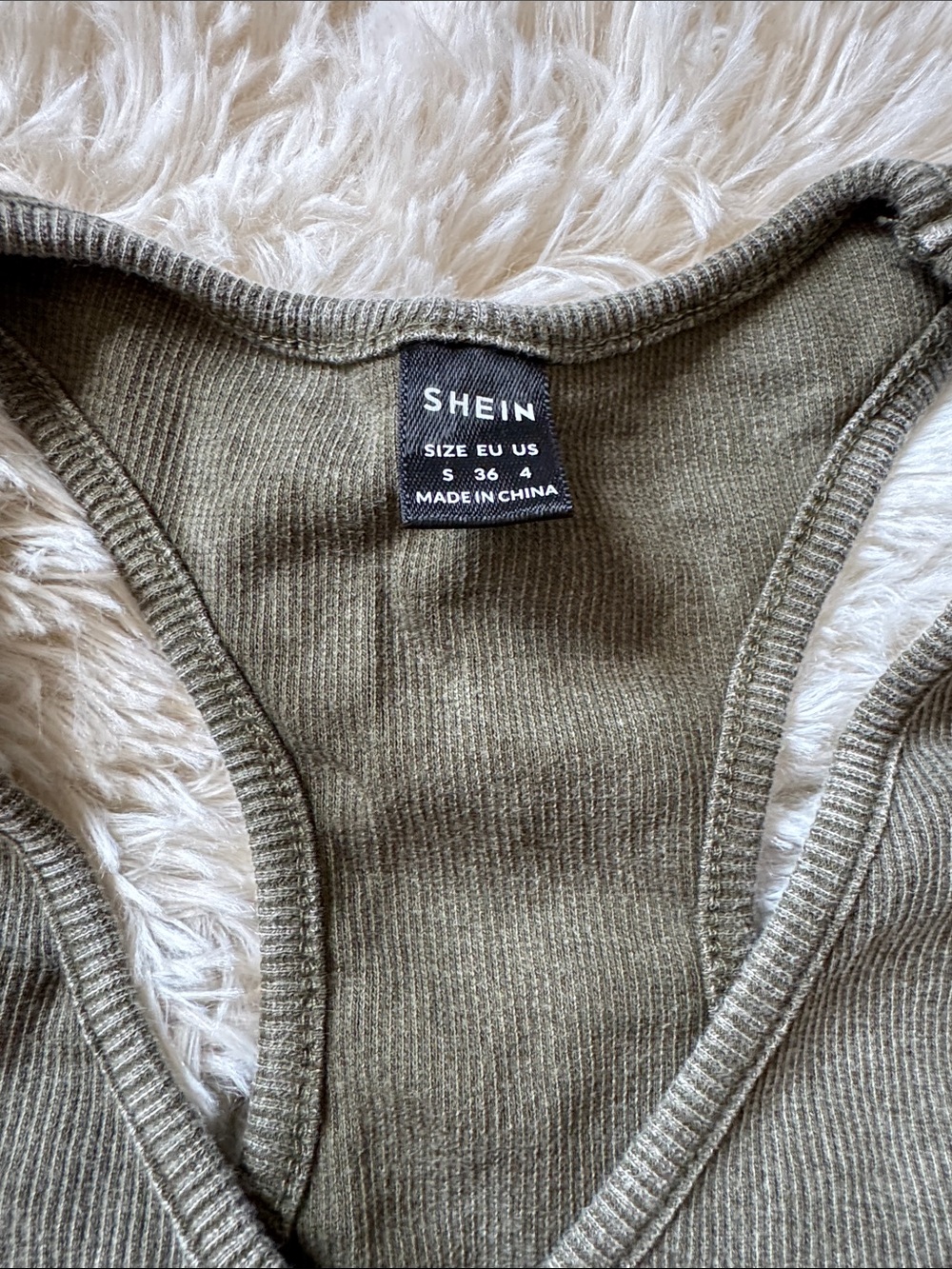 SHEIN Olive Ribbed V-Neck Racerback Tank - Picture 2 of 2